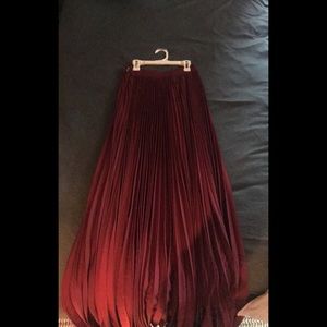Vici Dolls burgundy maxi skirt!